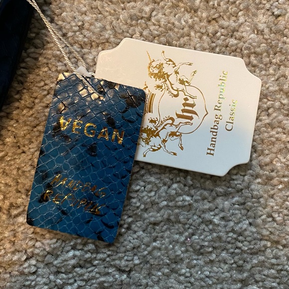 Blue Purse - Picture 5 of 5